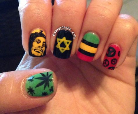 Rastafari nails Bob Marley Nails, Rasta Tattoo, Jamaica Nails, Rasta Nails, Funky Fingers, Nail Candy, Really Cute Nails, Nails Desing, Types Of Nails