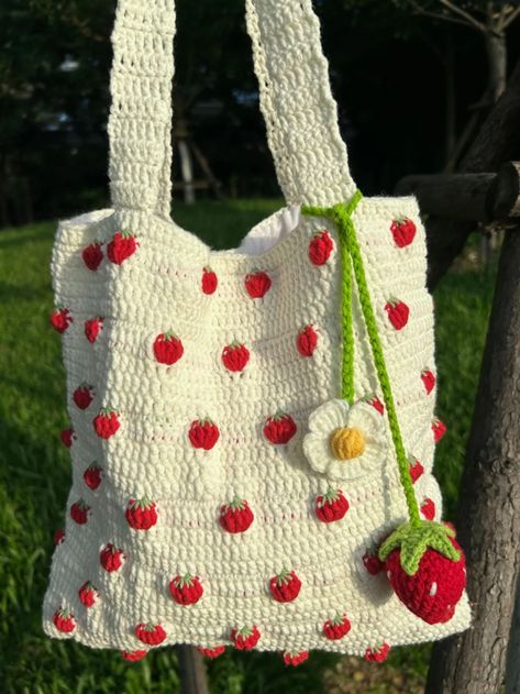 Crochet Bag,strawberry Crochet Bag,aamigurumi Bags,strawberry Purse,crochet Ita Bag,cute Crochet Bag,graduation Gift,handmade Bag Gift - Etsy Funky Bags Aesthetic, Strawberry Crochet Bag, Strawberry Purse, Strawberry Crafts, Strawberry Crochet, Purse Crochet, Crochet Strawberry, Ita Bag, Strawberry Decorations