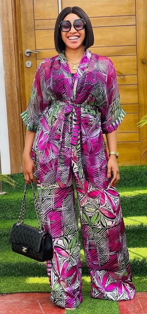 Simple But Classy Ankara Styles, Chiffon Styles Nigeria, Adire Styles For Ladies, Adire Styles, Adire Fabric, Chiffon Styles, Silk Dress Fashion, Slacks Outfit, Bubu Gown