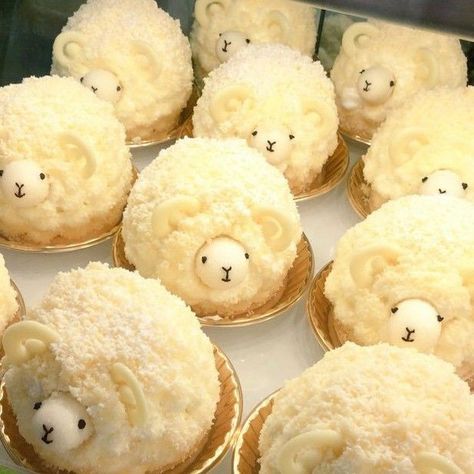 Sheep Cake, Yellow Aesthetic Pastel, 귀여운 음식 그림, Korean Cake, Yellow Foods, Kawaii Food, Yellow Aesthetic, Pastel Yellow, Sweets Desserts