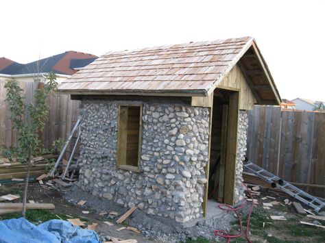 Building A Stone Shed - Page 2 | Page 2 - TractorByNet Small Stone Building, Building With Rocks Stones, Diy Stone House, Building A Stone House, How To Build A Stone House, Stone Shed, Rock Building, Brick Shed, Stone Cabin