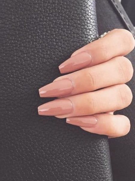 Coffin Manicure, Ballerina Nails Shape, Ballerina Nails Designs, Manikur Kuku, Manicure Colors, Nude Nail Polish, Nude Nail, Polish Ideas, Shiny Nails