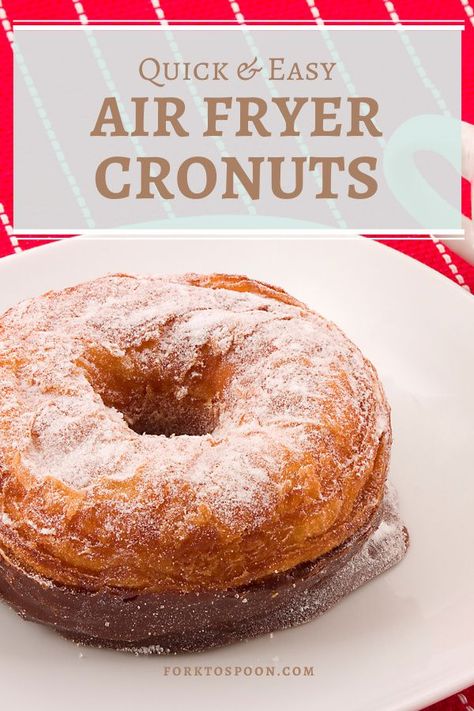 Cronuts Recipe, Air Fryer Doughnut Recipe, Airfryer Breakfast, Air Fryer Donuts, Hacks For Home, Donut Maker, Cronut, Canned Biscuits, Homemade Pastries