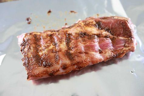 Blackstone Grill Recipes, Grilling Ribs, Gas Grill Recipes, Recipes With Ingredients, Chicken Tacos Easy, How To Cook Ribs, Blackstone Grill, Rack Of Ribs, Griddle Recipes