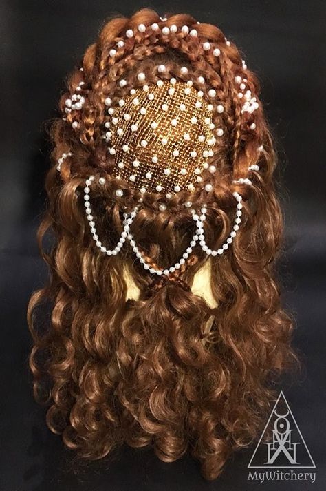 Fantasy Wig, Cosplay Headpiece, Lace And Beads, Historical Hairstyles, Medieval Hairstyles, Lizzie Hearts, One To One, Princess Cosplay, Fantasy Hair