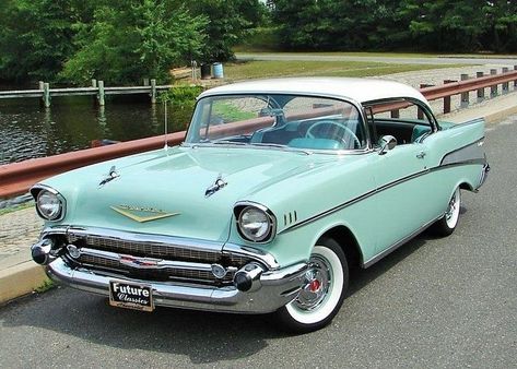 1957 Chevy Bel Air Sport Coupe Luxe Auto's, Old Fashioned Cars, Carros Retro, Vintage Auto's, Бмв X6, 1957 Chevy Bel Air, Bmw Classic Cars, 1957 Chevy, Volkswagen Car