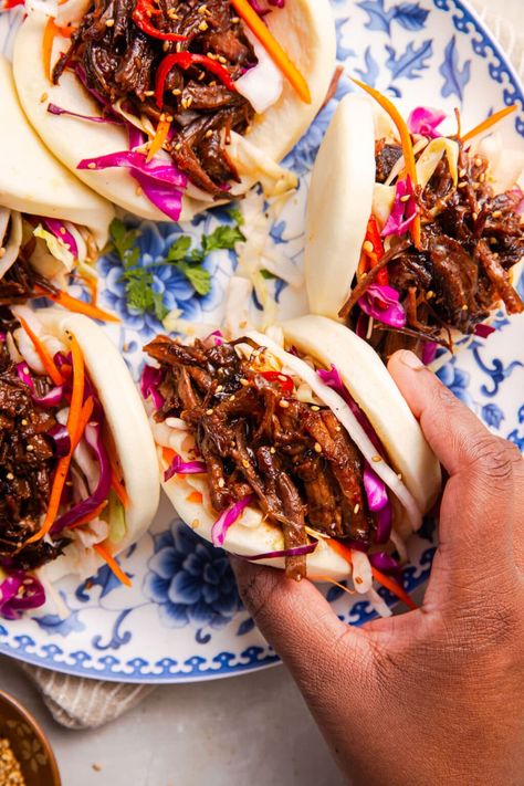 Food Story, Bao Buns, Organic Snacks, Short Rib, Braised Short Ribs, Braised Beef, Bun Recipe, Steamed Buns, Short Ribs