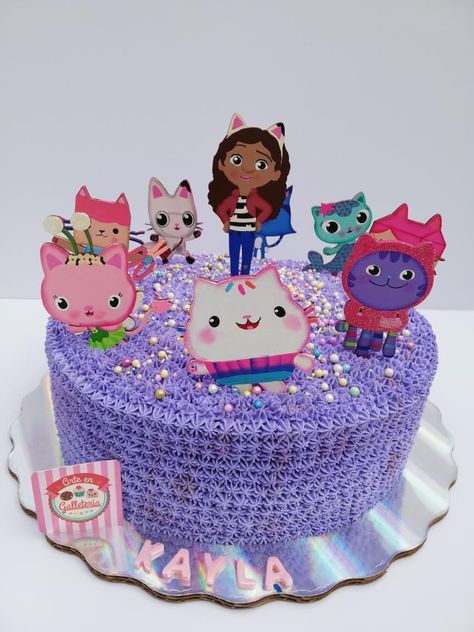 #gabbysdollhouse #caketopper #cakedecoratingideas Gabbys Dollhouse Birthday Party Cake, Gabbys Dollhouse Birthday Cake, Gabbys Dollhouse Cake, Gabby Party, Gabby Dollhouse, Cake Liner, Kitten Birthday, Ballerina Birthday Parties, Bday Party Theme