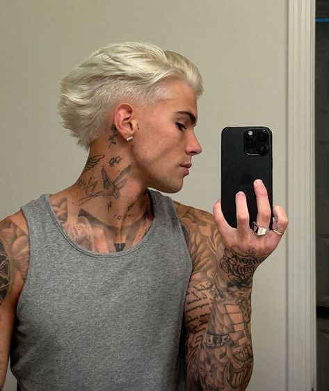 Bleached Mullet Men, Men Platinum Hair, Platinum Blonde Hair Men, Silver Fox Hair, Silver Hair Men, White Hair Men, Bleached Hair Men, Taper Fade Short Hair, Mens Haircuts Short Hair