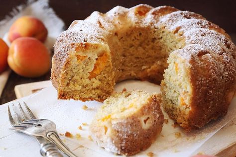 Easy Apricot Bundt Cake Recipe: This Moist & Delicious Apricot Cake Celebrates an Underrated Stone Fruit | Cakes/Cupcakes | 30Seconds Food Apricot Cake Recipe, Vanilla Bundt Cake Recipes, Apricot Cake, Cake Recipes At Home, Apricot Recipes, Bundt Cake Recipe, Torte Cupcake, Soda Recipe, Coffee Cake Recipes