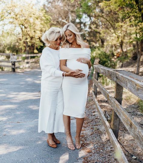 CA photographer’s Instagram profile post: “m o t h e r h o o d. 💘 📷: #canon #35mm . . . . . . #fresnophotographer #clovisphotographer #maderaphotographer #pismophotographer…” Mother And Daughter Maternity Photoshoot, Maternity Mom And Daughter, Maternity Shoot With Grandma, Mother Daughter Maternity Shoot, Mother And Daughter Maternity Shoot, Mom And Daughter Maternity Shoot, Mother Daughter Maternity, Mother Photo, Mother Photos