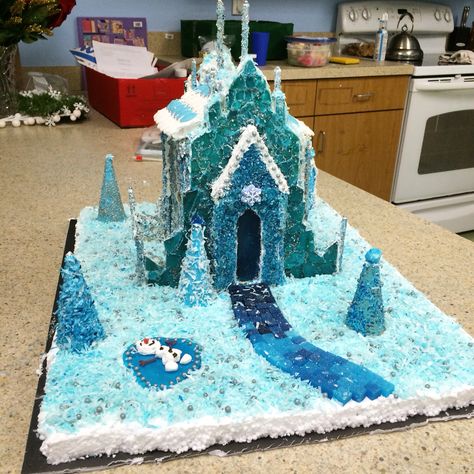 Frozen Theme Gingerbread House, Blue Gingerbread House Ideas, Elsa Gingerbread House, Frozen Themed Gingerbread House, Poptart Houses, Frozen Gingerbread House, Disney Gingerbread House Ideas, Blue Gingerbread House, Gingerbread House Contest