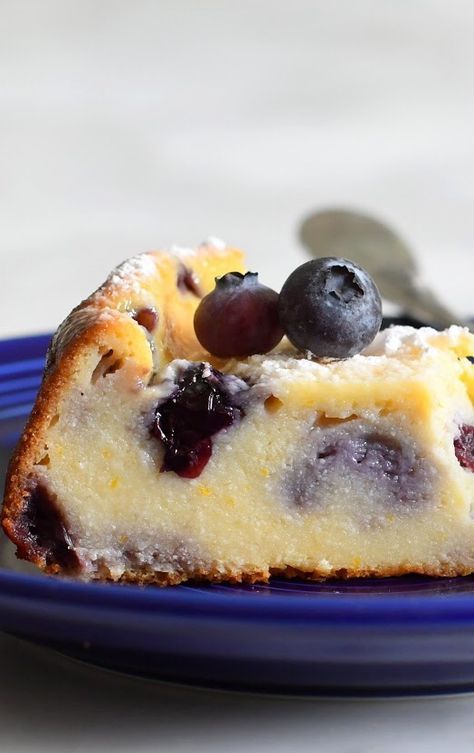 Cake With Blueberries, Food Smoothies, Cheese Cake Recipe, Ricotta Cheese Recipes, Tiramisu Dessert, Ricotta Recipes, Blueberry Desserts, Gateaux Cake, Friends Christmas