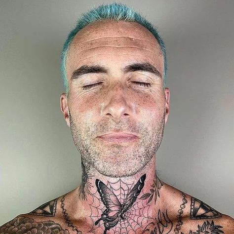 Adam Levine Hair, Adam Levine Tattoos, Adam Levine Young, Adam Levine Photoshoot, Adam Levine Beard, Mk Ultra, Adam Levine Meme, Family Forever, Adam Levine