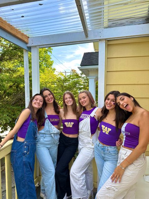 university of washington, college, fnl, football games, school spirit, u of wa, game day outfits Uw Seattle Game Day Outfits, University Of Washington Game Day Outfit, College Manifestations, Washington College, College Vibes, Tarleton State University, Uw Huskies, College Things, College Aesthetic