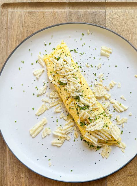 How To Make The Potato Chip Omelet From 'The Bear' Potato Chip Omelet, Boursin Eggs, The Bear Recipes, Boursin Omelette, Omelets Recipe, Omelette Recipe, Second Breakfast, Make Ahead Lunches, Potato Chip