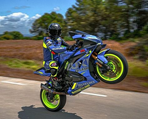 Suzuki Gsx R 600, Yamaha Motogp, Yamaha Mt 09, Custom Sport Bikes, Gsxr 600, Gsxr 750, Suzuki Gsxr1000, Gsxr 1000, Honda Motorcycles