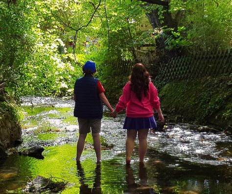 Dipper and Mabel vibing in the forest 🌲🌈 Dipper And Mabel Aesthetic, Mabel And Dipper Cosplay, Dipper And Mabel Cosplay, Dipper And Mabel Costumes, Dipper Aesthetic, Mabel Aesthetic, Dipper Pines Aesthetic, Mabel Pines Aesthetic, Dipper Cosplay