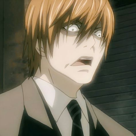 Light Yagami Funny Face, Light Yagami Full Body Picture, Light Yamagi, Mood Emoji, Smile Meme, Light And Misa, Yagami Light, Surprise Face, Disgusted Face