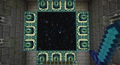 Portal Ideas Minecraft, End Portal Design, Minecraft End Portal, Beacon Minecraft, Minecraft Code, Minecraft Portal, Minecraft Building Ideas, Minecraft Seed, Portal Design