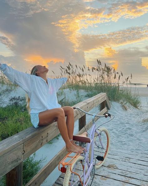 Corinne Aesthetic, Kathryn Aesthetic, Summer Aesthetic Beach, Hilton Head Island South Carolina, Seaside Fl, Hamptons Summer, Good Morning World, Solo Pics, Lake Pictures