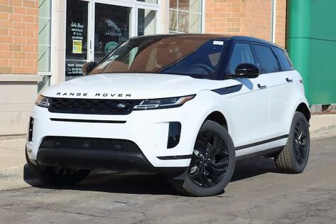 Aesthetic Range Rover, Cute Range Rovers, White Range Rover Aesthetic, Ranch Rover, Range Rover White Aesthetic, Range Rover 2015, Range Rover Black, Honda Hrv, Life Goals Future