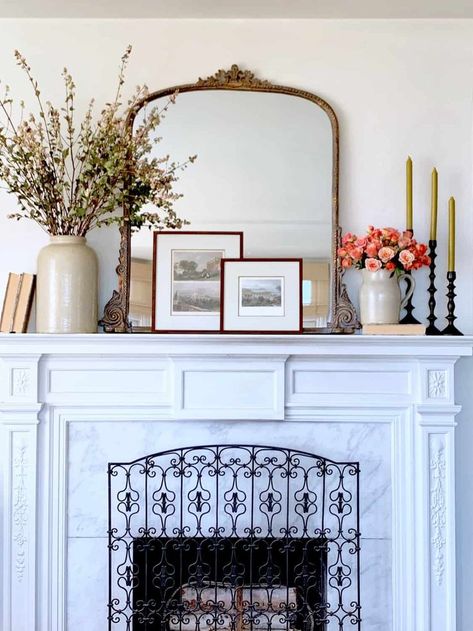 Here are Fall Mantel Decorating Ideas: a modern version and a vintage version that is appropriate to our 100-year-old apartment in San Francisco. Both... Camino Shabby Chic, Fall Mantel Decorating Ideas, Mantle Styling, Mantel Decorating Ideas, Mantel Decorating, Mantle Ideas, Fireplace Mantle Decor, Mantel Ideas, Old Apartments