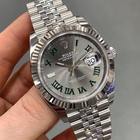 Rolex Date Just, Engagement Watch, Rolex Date, Rolex Watches For Men, Expensive Watches, Watch Lover, Military Watches, Rolex Watch, Watches Unique