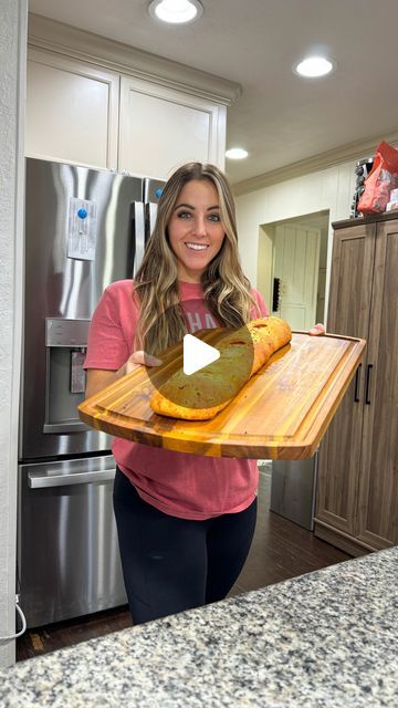 266K views · 23K likes | Katherine Salom on Instagram: "Whipping up a delicious Stromboli in under 30 minutes – because who has time for complicated dinners? 🍽️ Quick, easy, and oh-so-tasty!😋" Make Ahead Stromboli, Pizza Stromboli Recipe Easy, Stromboli Recipe Easy Pillsbury Pizza Dough, Quick Appetizers Last Minute, How To Make Stromboli, Bread Recipe For Beginners, Katherine Salom, Super Easy Casseroles, Stromboli Recipe Easy