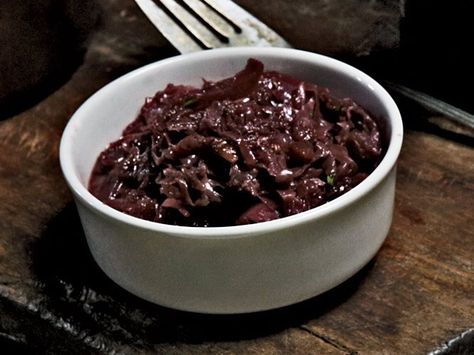 To punch up the flavor of braised cabbage, a classic accompaniment to sauerbraten, Frank Castronovo adds dried sour cherries, apples and a pinch of gr... Sauteed Red Cabbage, Braised Red Cabbage, Homemade Sauerkraut, Braised Cabbage, Cabbage And Bacon, European Cuisine, German Recipes, Cabbage Recipes, European Food