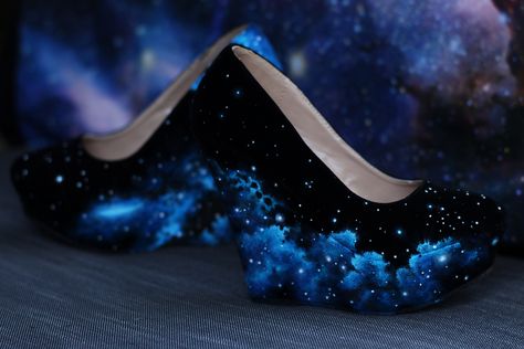 A personal favorite from my Etsy shop https://www.etsy.com/listing/154991741/custom-hand-painted-galaxy-space-heels @lanchendesigns Galaxy cosmic hand painted space heels Space Shoes, Painted Galaxy, Galaxy Fashion, Custom Hand Painted, Space Art, Rubber Rain Boots, High Heels, Wedding Dresses, Pumps