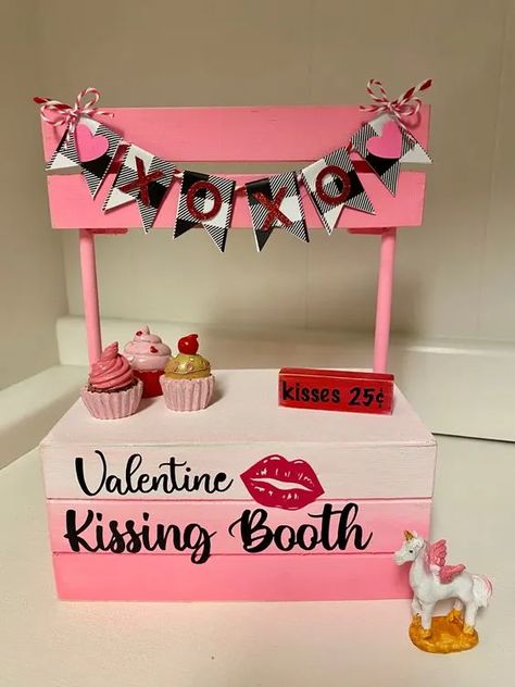 Diy Valentines Dollar Tree, Dollar Tree Kissing Booth Craft, Kissing Booth Decor, Valentine Dollar Tree Diy, Dollar Tree Kissing Booth, Valentines Day Dollar Tree Diy, Dollar Tree Diy Valentines Crafts, Valentines Kissing Booth, Diy Kissing Booth