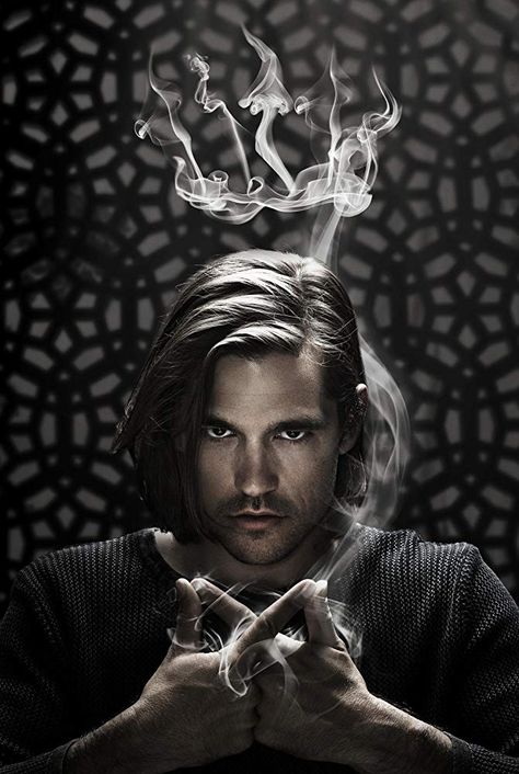 Jason Ralph as Quentin Coldwater in The Magicians (SyFy 2015-) Quentin Coldwater, Jason Ralph, The Magicians Syfy, Creation Art, Fantasy Photography, Wattpad Covers, Story Inspiration, Book Inspiration, Movies Showing