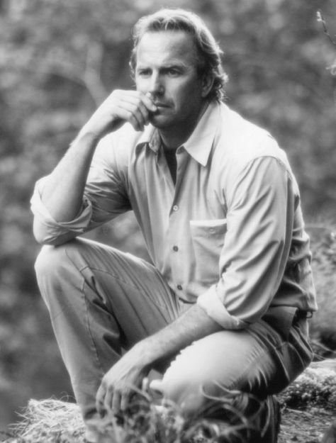 Or older Kevin Costner... Doesn't matter to me. Kevin Kostner, Beautiful Human, Making Decisions, Kevin Costner, Famous Men, John Wayne, Favorite Actors, Movie Star, Perfect Life