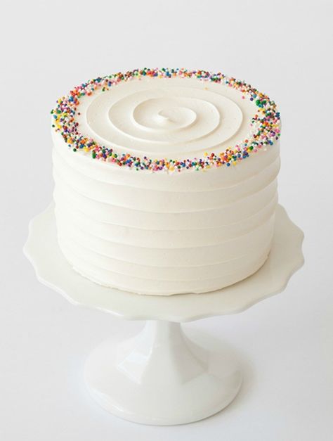 Foolproof Cake Recipe, Vanilla Cake From Scratch, Rodjendanske Torte, Simple Cake Designs, Simple Birthday Cake, Pretty Birthday Cakes, Cute Birthday Cakes, Pastry Shop, Birthday Cake Decorating