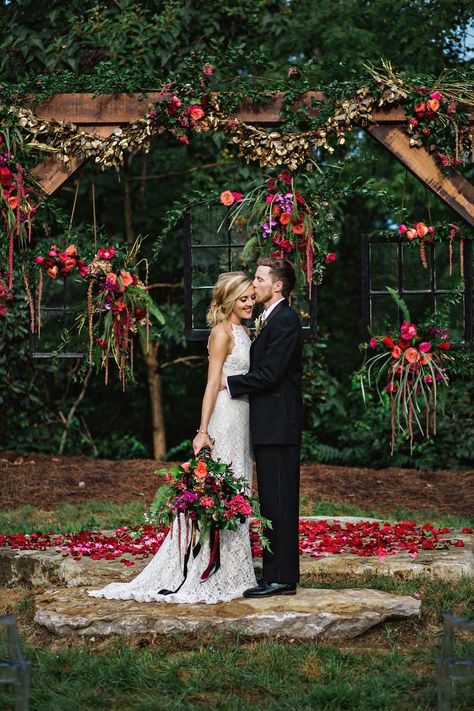 Cheery Bohemian Wedding Inspiration at a Rock Quarry - photo by Amilia Photography http://ruffledblog.com/cheery-bohemian-wedding-inspiration-at-a-rock-quarry Bohemian Wedding Decorations, Wedding Ceremony Arch, Bohemian Wedding Inspiration, Boda Mexicana, Feature Walls, Bohemian Wedding, Wedding Arch, Wedding Backdrop, Wedding Gown