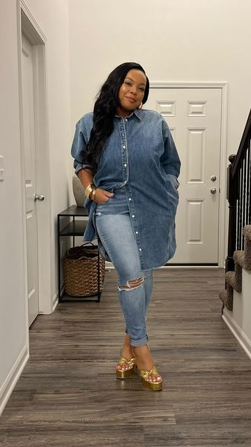 Fall Button-up Denim Top For Day Out, Fall Denim Blue V-neck Denim Dress, Lori Harvey Denim, Chic V-neck Denim Dress, Chic Blue V-neck Denim Jumpsuit, Apple Body Shape Outfits, Big Girl Fashion, Black Women Fashion, Dope Outfits