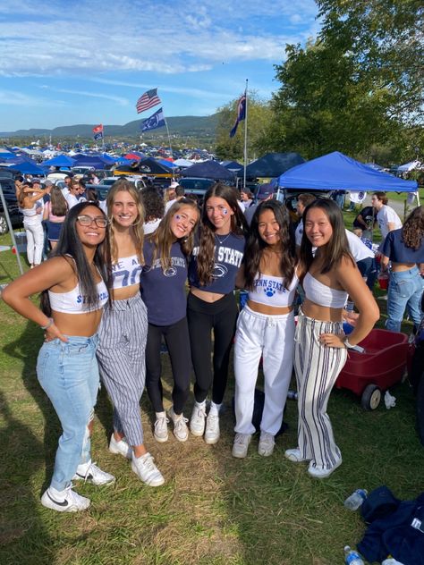 Penn State Sorority, Penn State Game Day Outfits, Penn State Game Day, Mlb Wife, College Lookbook, Penn State Game, College Football Outfits, Gameday Fits, National Girlfriend Day