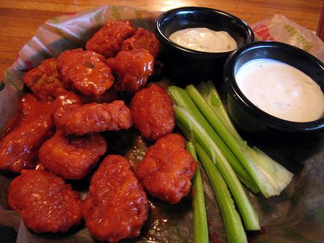 Boneless Buffalo Wings, Buffalo Chicken Wings Recipe, Wings Recipe Buffalo, Buffalo Wings, Football Food, Wing Recipes, Chicken Wing Recipes, Restaurant Recipes, I Love Food