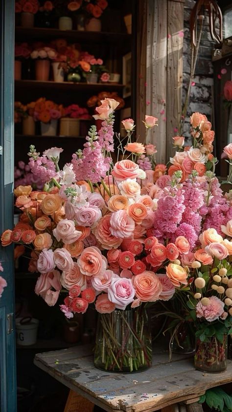 Boquette Flowers, Nothing But Flowers, Flower Therapy, Beautiful Bouquet Of Flowers, Beautiful Flower Arrangements, Deco Floral, Beautiful Flowers Pictures, Flower Farm, Beautiful Bouquet