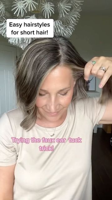 Small Elastic Hairstyles, Choppy Bob For Thick Hair, Simple Elegant Hairstyles, Long Hair Older Women, Short Hair Updo Tutorial, Short Hairstyles Over 50, Hair Tuck, Hair Color Options, Hair Techniques