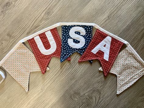 BannersyBanderas - Etsy Spain Fourth Of July Bunting, Crown Banner, Outdoor Bunting, 4th Of July Banner, Patriotic Bunting, Flag Diy, Americana Crafts, Toddler Arts And Crafts, Fourth Of July Decor