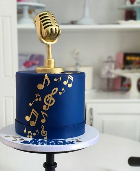 Vanilica Cake Shop on Instagram: “🎼🎤🎶 . . . . #singer #singercake #cake #birthday #birthdaycake #cakeforbirthday #torta #tortenovisad #rodjendansketorte #rodjendan…” Rodjendanske Torte, Music Party, Cake Shop, Party Cakes, Soap Dispenser, Fondant, Soap, Cake, Birthday