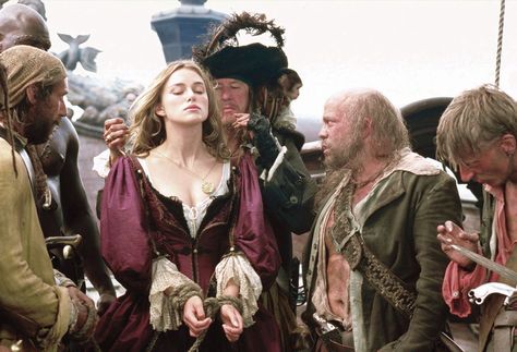 Elizabeth Swann in "Pirates of the Caribbean: The Curse of the Black Pearl" (2003). Elizabeth Swann Costume, Mackenzie Crook, Hector Barbossa, Curse Of The Black Pearl, Jonathan Pryce, Bend It Like Beckham, Elizabeth Swann, Husband Best Friend, The Black Pearl