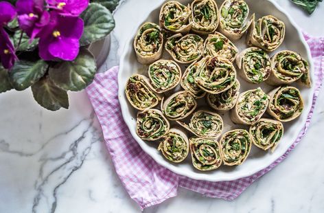 Vegan Basil Pesto and Sun-Dried Tomato Pinwheels | Lemons and Basil Vegan Basil Pesto, Uncooked Tortillas, Pinwheel Appetizers, Lunch Appetizers, Gluten Free Tortillas, Pinwheel Recipes, Sprouts Farmers Market, Vegan Sausage, Favorite Appetizers