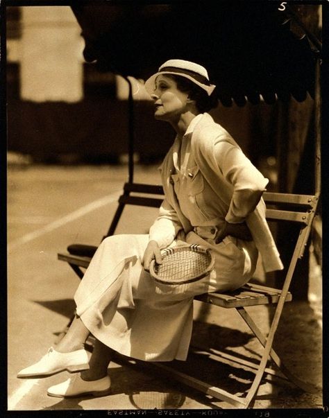 Irene Rich, courtside, wearing a pleated mesh dress. Irene Rich, Wimbledon Party, Tennis Pictures, Tennis Girl, Female Sports, 1930's Fashion, Tennis Party, Sporty Spice, Tennis Shirt