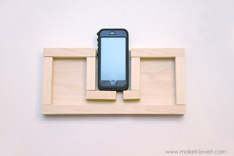 Wooden Phone Amplifier/Speaker (no cord or batteries needed) Iphone Speaker Wood, Phone Speaker Diy, Phone Amplifier, Wood Speakers, Wooden Speakers, Speaker Projects, Passive Speaker, Wood Crafting Tools, Small Woodworking Projects