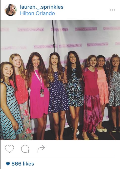 Aw love this! Love their outfits! Can't wait for the next meet&greet! So much fun! YouTube- Seven Super Girls & Seven Perfect Angels Seven Super Girls Youtube, Seven Super Girls Kaelyn, Childhood Youtubers, 2014 Nostalgia, Seven Super Girls, Lady Killer, Oddly Specific, Super Girls, Nostalgia Core