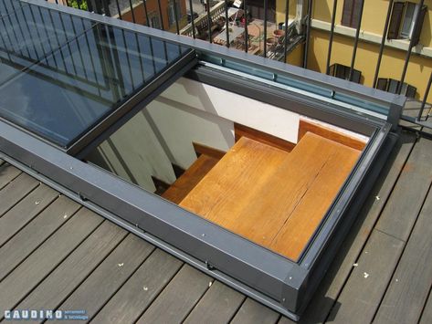 Flat Roof Lights, Ombra Pergola, Flat Roof Skylights, Roof Skylight, Roof Hatch, Retractable Pergola, Rooftop Terrace Design, Rooftop Design, Roof Lantern