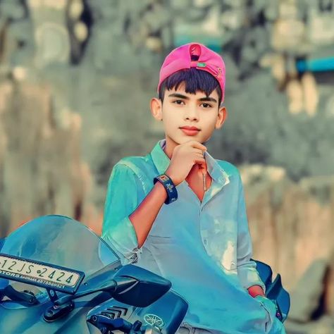 Bike Photo Pose, Edits For Photos, Boy Photo Editing, Iphone Photo Editor, Rider Photography, Best Poses For Boys, Attitude Stylish Boys Pic, Boys Photography, Stylish Boy